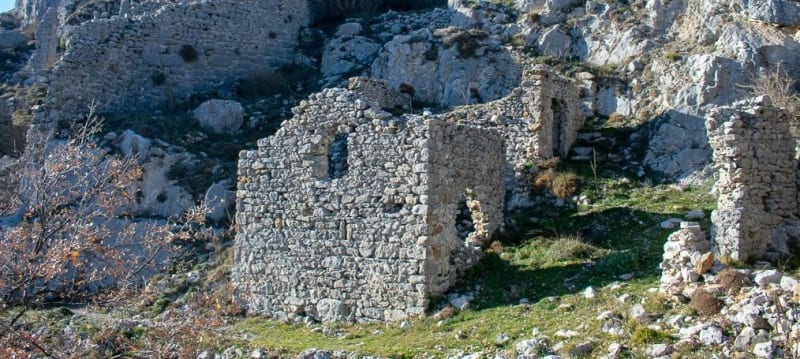 Rocca Sparvièra et sensations de bout du monde - Coaraze