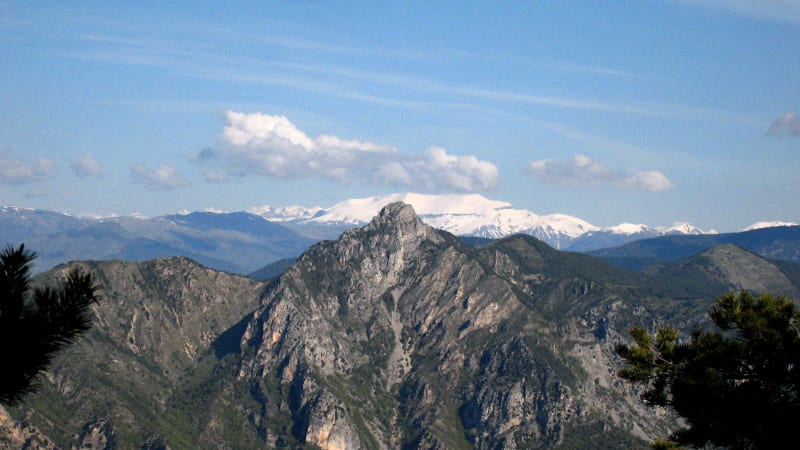 Brec d'Utelle et panoramas sur le Mercantour - Utelle