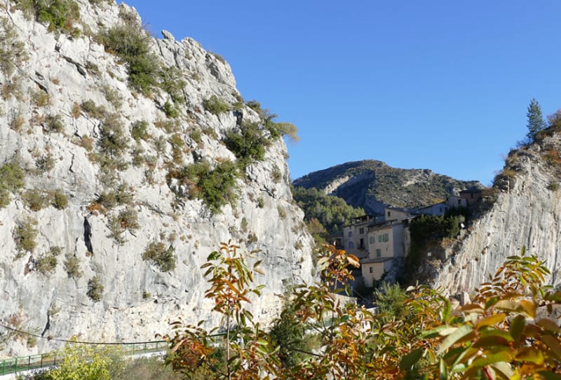 Haute vallée de l’Estéron et observer le vol des rapaces - Cuébris