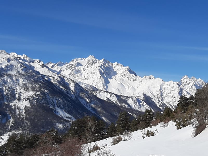 De Puys de la Salle en hun onbelemmerde uitzichten - La Salle-les-Alpes
