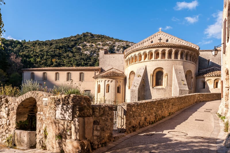 Promenade des Fenestrettes et vieilles légendes - Saint-Guilhem-le-Désert