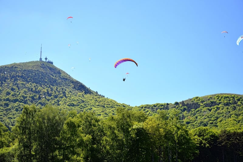 Le puy de Dôme depuis le col de Ceyssat par le GR 4 et le chemin des Chèvres - Ceyssat