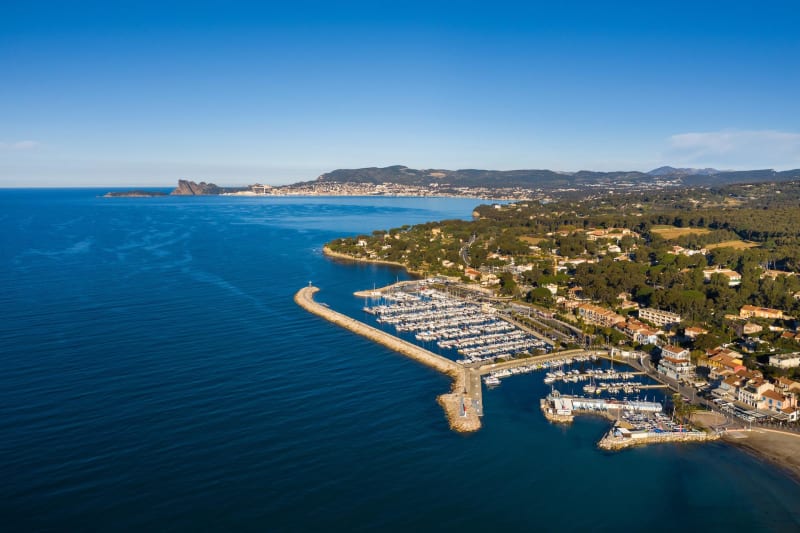 Saint-Cyr-sur-Mer et le sentier du littoral jusqu'à Bandol - Saint-Cyr-sur-Mer