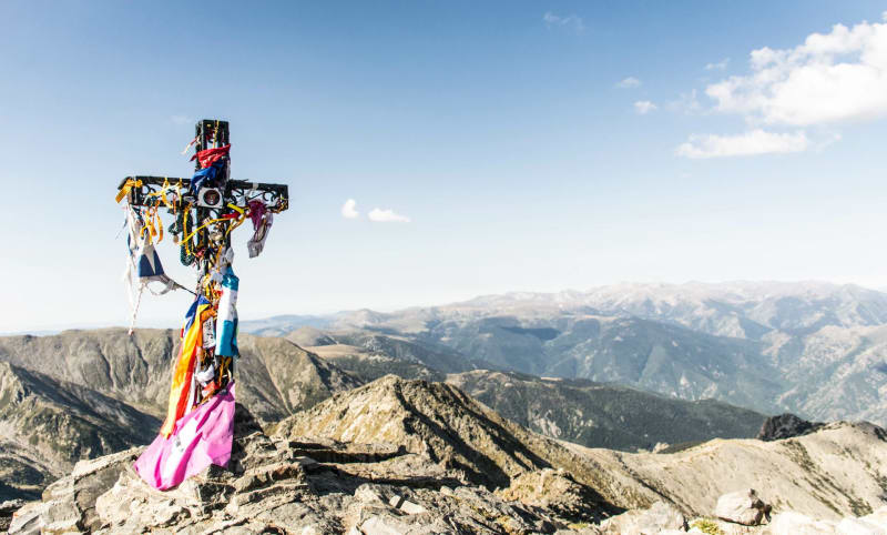 Ascension du pic du Canigou et panoramas enivrants - Valmanya
