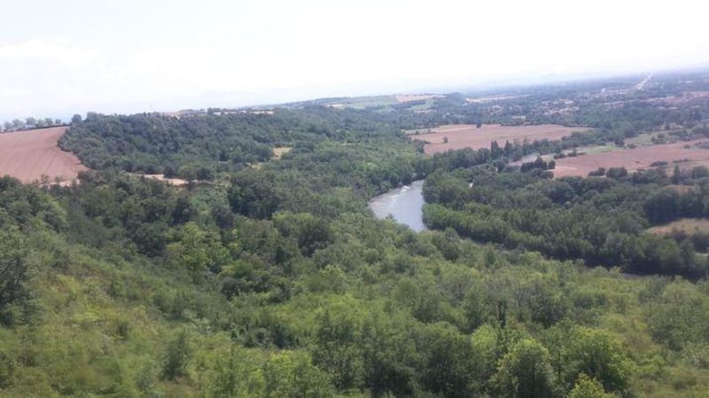 Longer la Garonne et découvrir ses villages attenants - Mauzac
