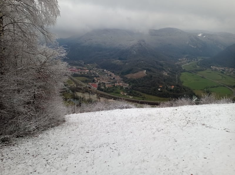 Torcieu et admirer passionnément la vallée de l'Albarine - Torcieu