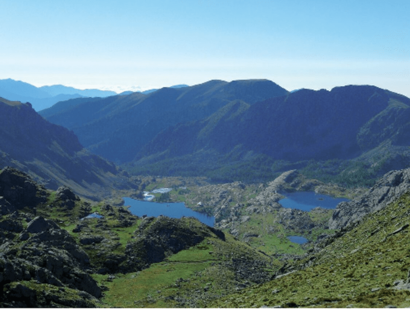 Vallée des Merveilles et tour des lacs du Mercantour par le refuge de Nice - Roquebillière