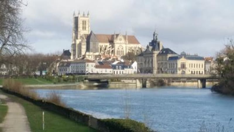 Meaux, canal de l'Ourcq et chemin de halage - Meaux