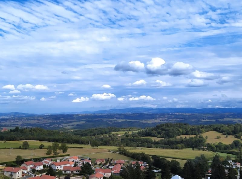 Forez-gebergte, Curraize-vallei en het plezier van de velden - Estivareilles