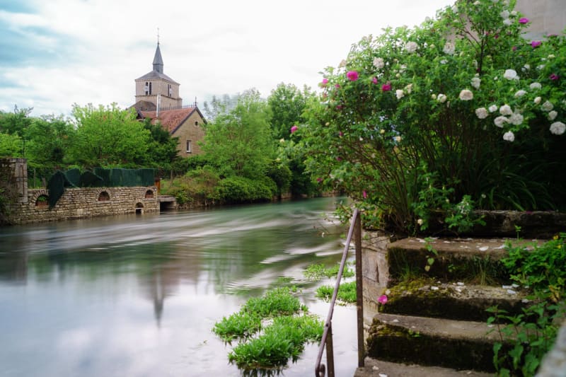 Mirebeau-sur-Bèze et amour de promenade dans les bois - Mirabeau-sur-Bèze