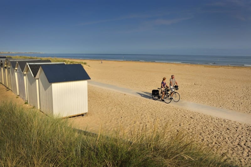 Filer sur la voie verte de Ouistreham à Caen et délice aquatique - Ouistreham