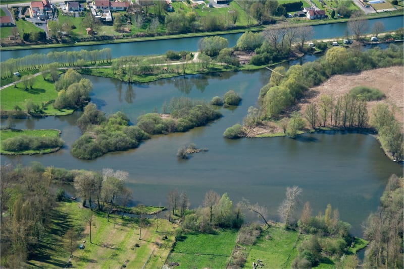 Nesle et excursion curieuse le long de la Somme canalisée - Nesle