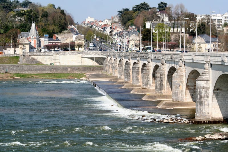 Tours et détours exquis le long de la Loire et dans les vignes - Tours