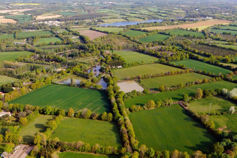 Contrées bocagères à Loye-sur-Arnon et sérénité assurée - Loye-sur-Arnon