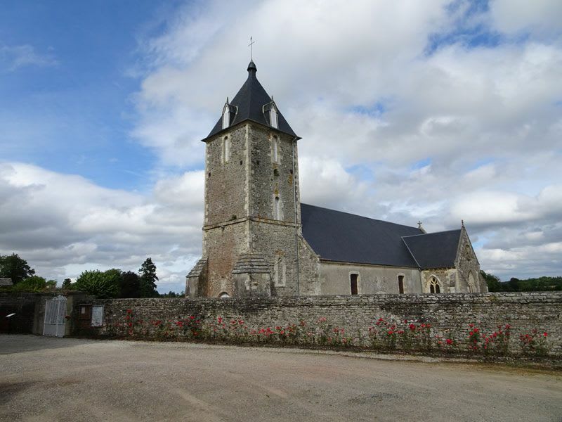 Saint-Germain-Langot et excursion champêtre hors du temps - Saint-Germain-Langot
