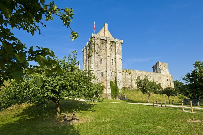 Saint-Sauveur, son château, son Barbey d'Aurevilly - Saint-Sauveur-le-Vicomte