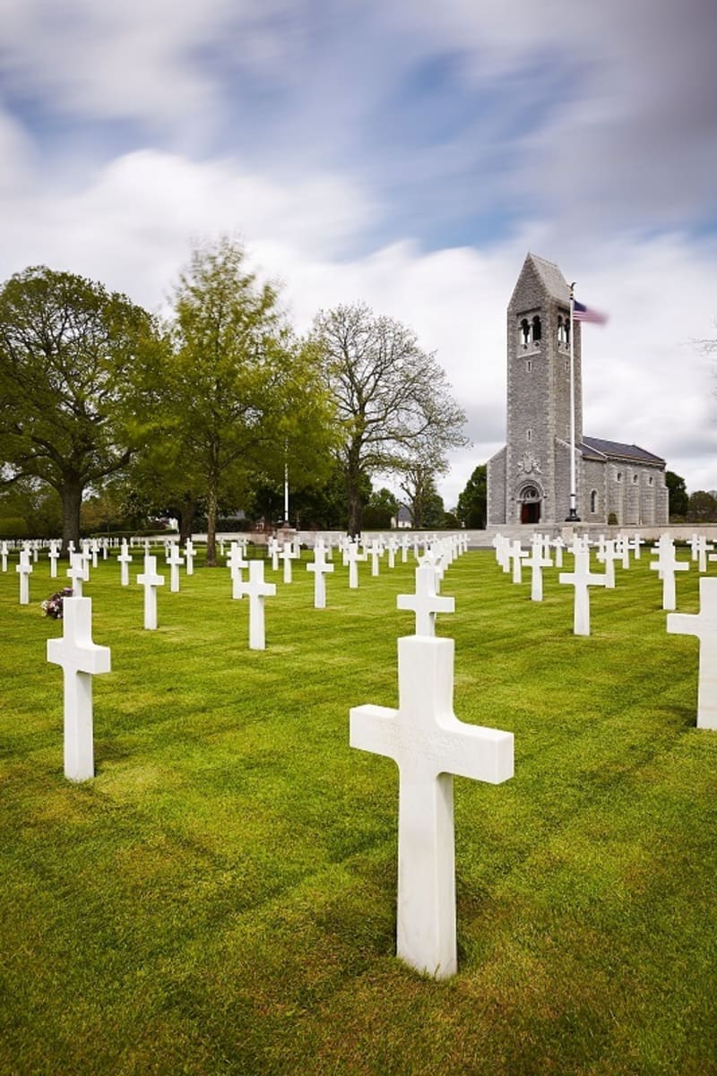 Vallée du Beuvron, chandails et cimetière américain - Saint-James