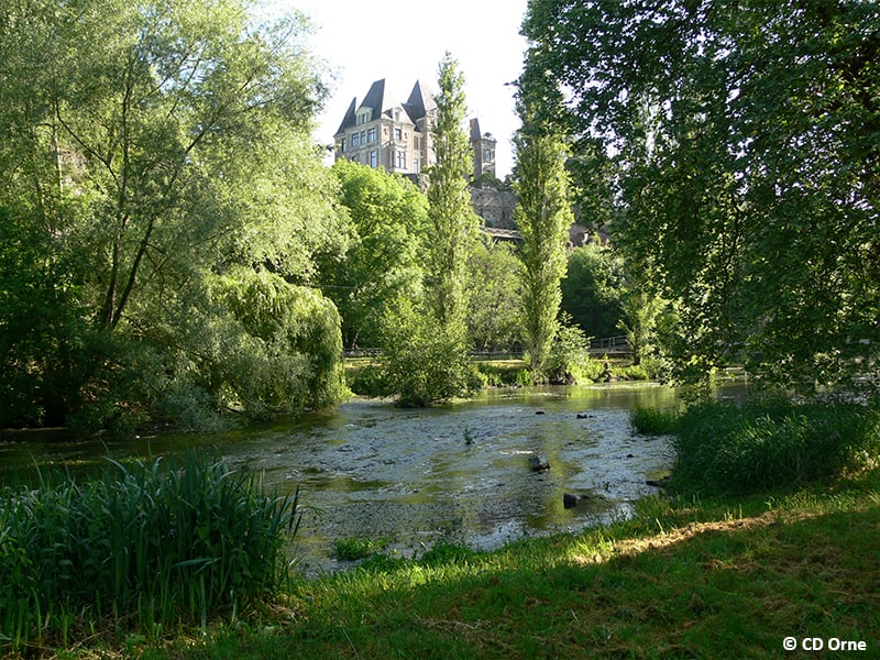 Mesnil-Glaise et parenthèse de douceur au fil de l'Orne - Écouché-les-Vallées (Mesnil-Glaise)