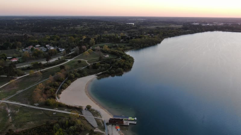 Vaste lac d'Arjuzanx et terrain de jeux de nos amis à plumes - Morcenx-la-Nouvelle