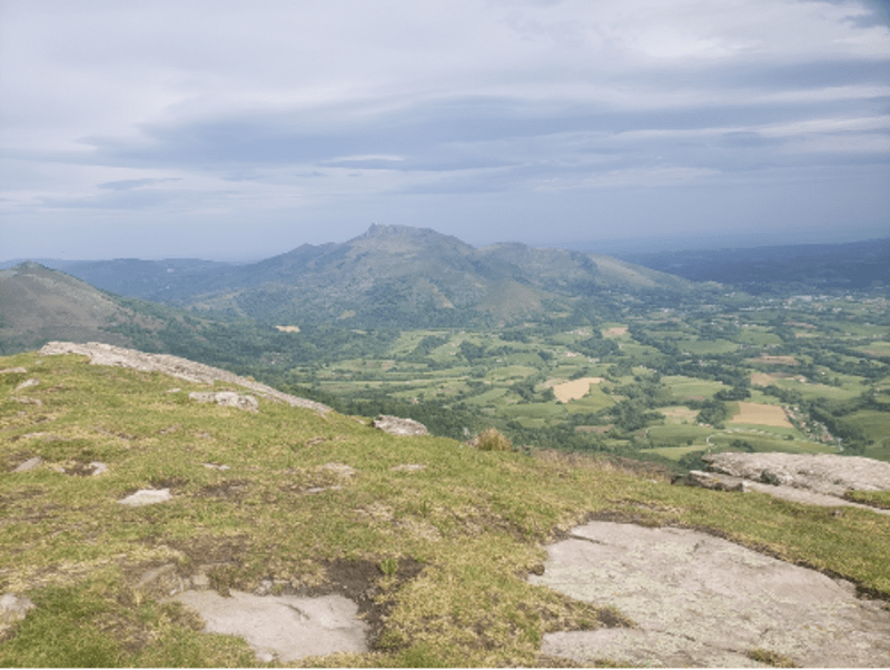 Envolée vers le Pena Plata, entre la France et l'Espagne - Lezea, Sare