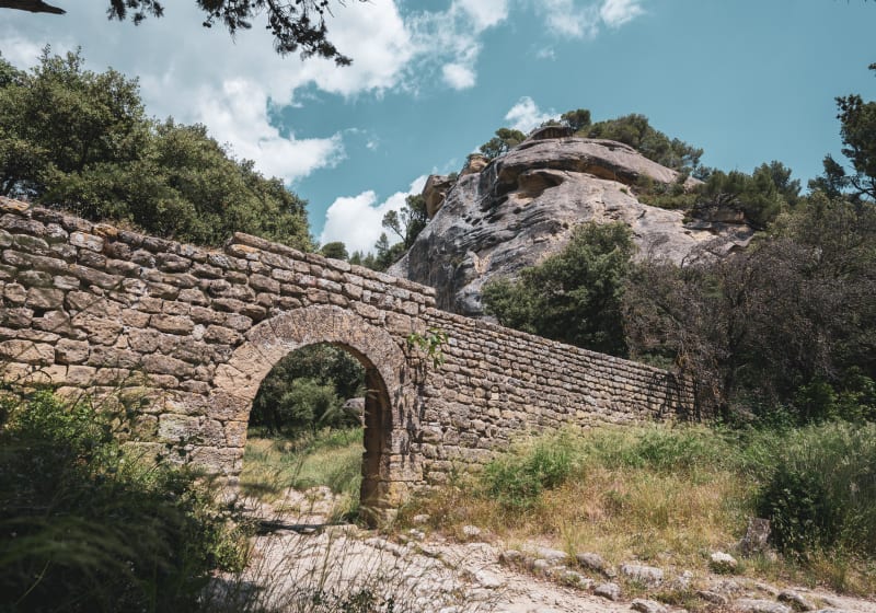 De Salon-de-Provence à Lamanon et délices provençaux à vélo - Salon-de-Provence