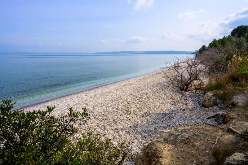 Paysages de bord de mer sur les rives de l'Etang de Berre - Saint-Mitre-les-Remparts