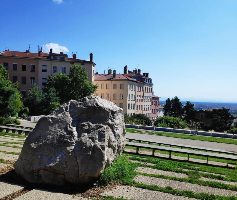Geocaching in Croix-Rousse geserveerd op een schotel - Lyon, 4e