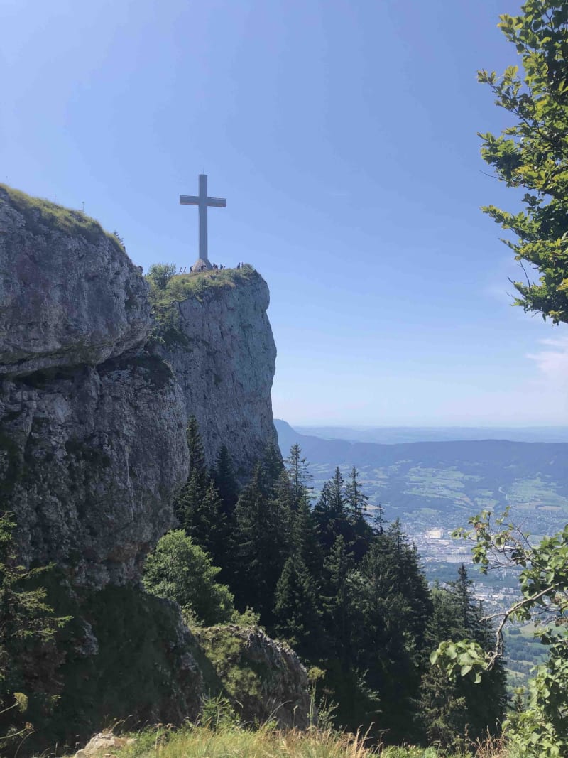 Croix du Nivolet et panoramas sur le lac du Bourget - Les Déserts