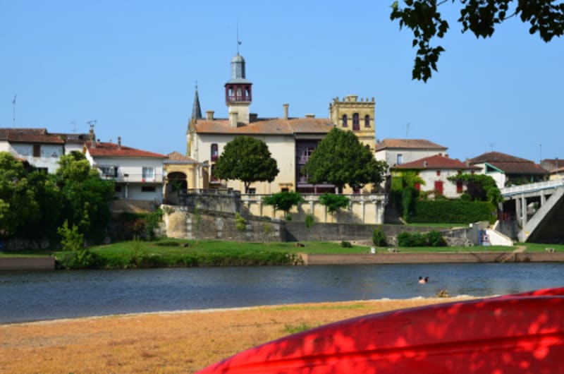 Castelmoron-sur-Lot, un port fluvial sur le Lot - Castelmoron-sur-Lot