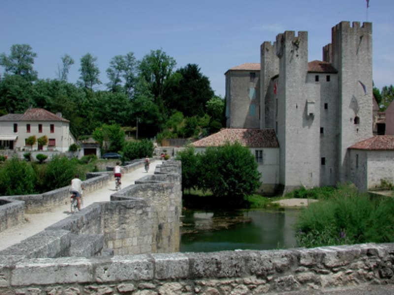 Nérac, du Château Henri IV au Moulin des Tours - Nérac