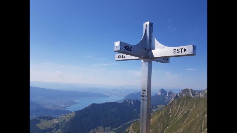 Ascension au Crêt des Mouches et vue sur le lac d'Annecy - Talloires