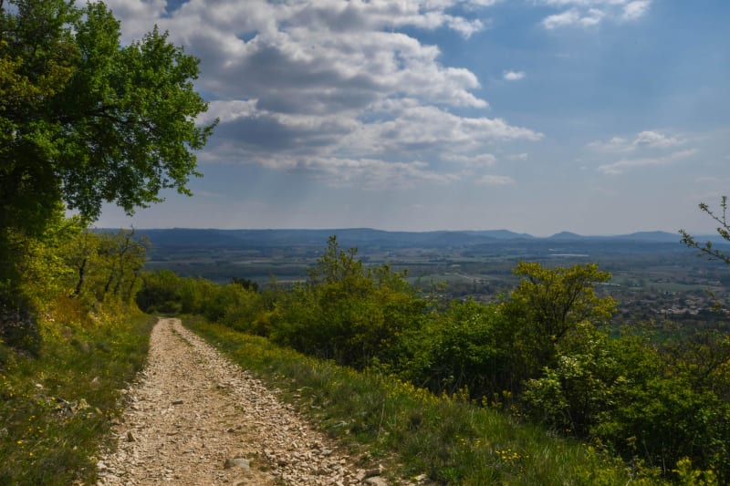 Sauzet et excursion magique sur la colline des Grands Abris - Sauzet