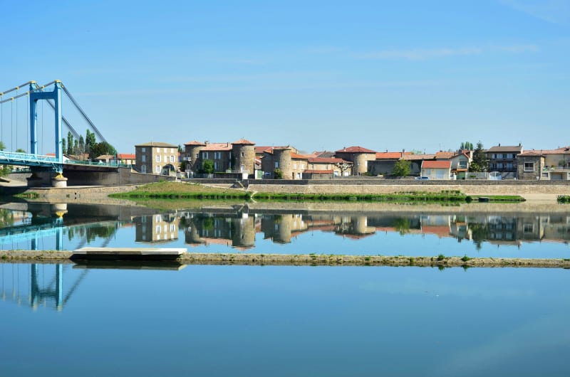 Saint-Rambert-d'Albon et grain de selle le long du Rhône - Saint-Rambert-d'Albon