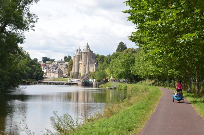Josselin, canal et ancienne voie de chemin de fer - Josselin