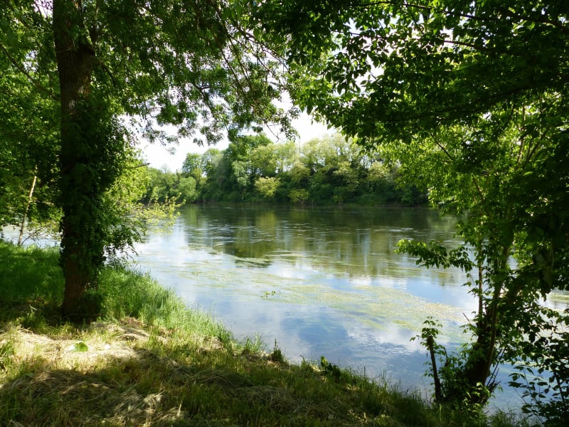 Brangues et petite longueur dans le Rhône - Brangues