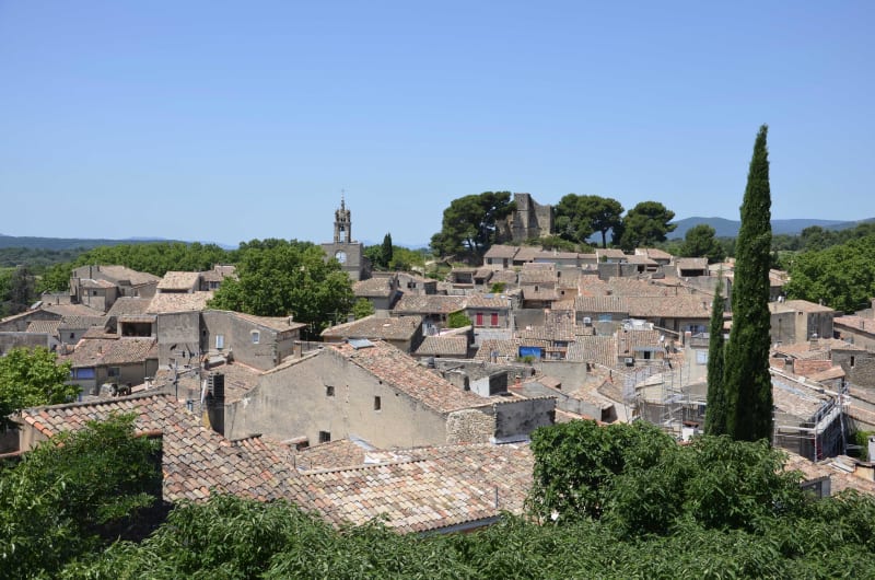 Evasion à Cucuron, entre vignes et petit patrimoine - Cucuron
