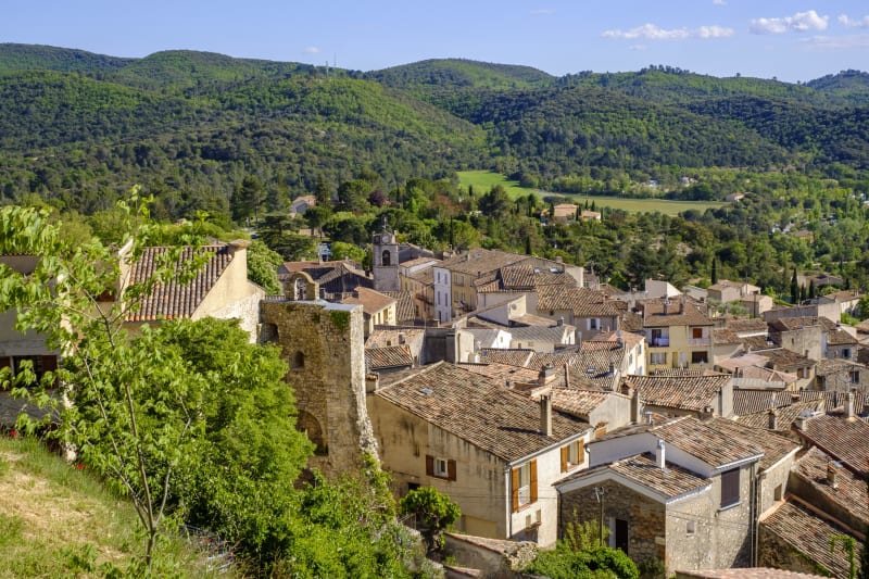 Gréoux-les-Bains, son château et ses hauteurs - Gréoux-les-Bains