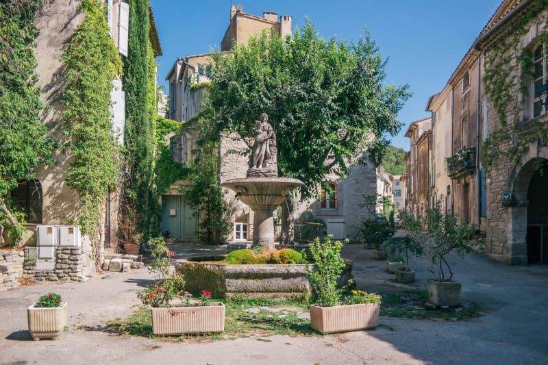 Charmes du sud, entre Apt et Saignon - Apt