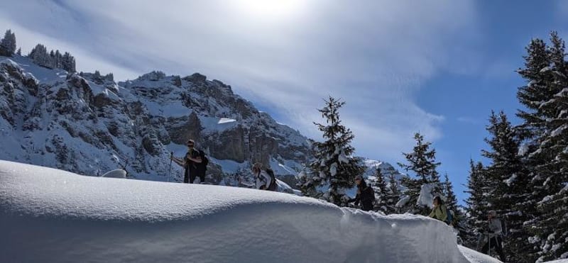 Vers le chalet Pernet à raquettes - Saint-François-de-Sales