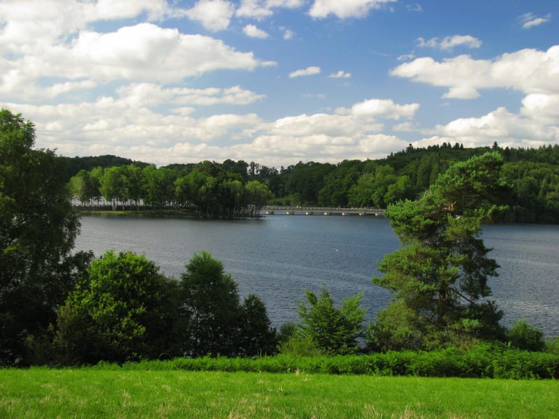 Puy de Vaux et barrage de Vassivière - Royère-de-Vassivière
