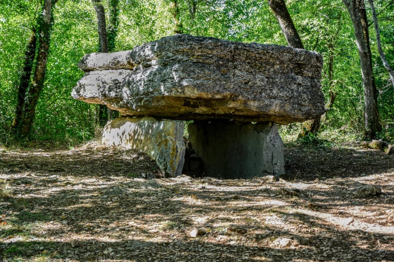 Flâner entre les dolmens caussenards - Limogne-en-Quercy