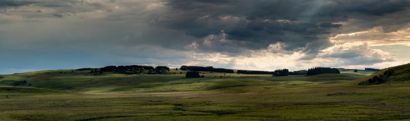 Chemins de croix et plateau immense - Argences-en-Aubrac