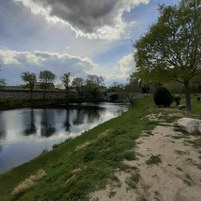 Tour de Roquemaure par le Rhône - Roquemaure
