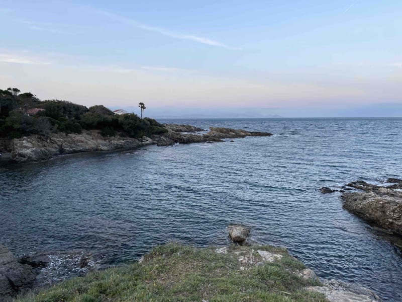 Vivier gallo-romain par le bord de mer - Roquebrune-sur-Argens