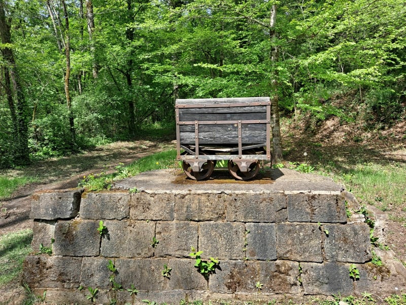 Le sentier des mines - Cublac