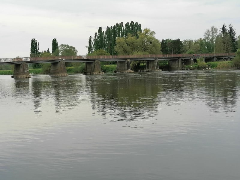 Belle balade avec un petit tronçon en bord de la Moselle - Guénange