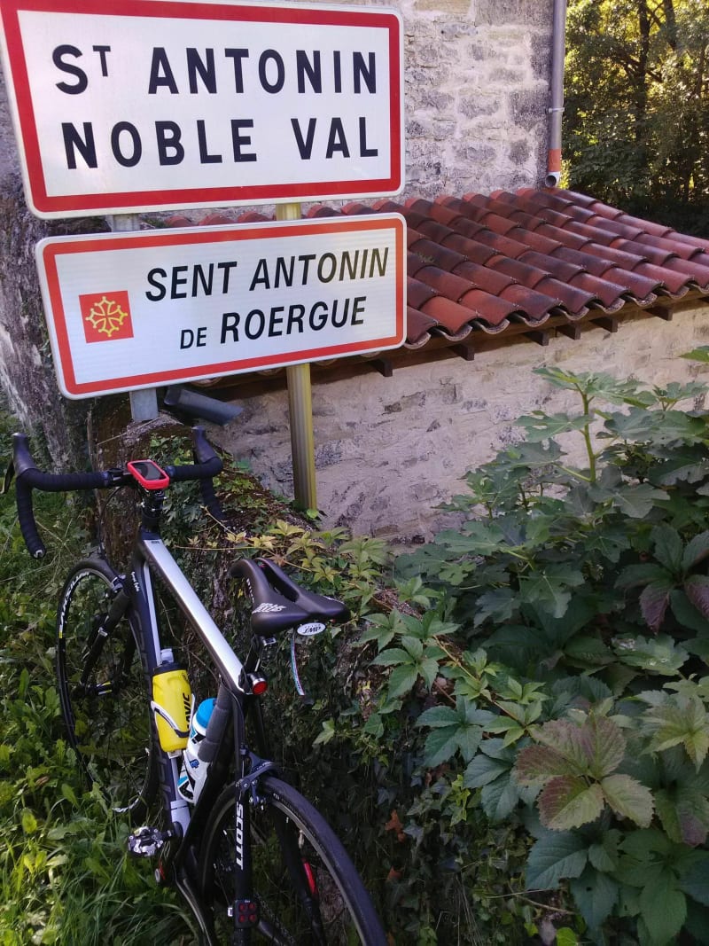 Joli circuit de Villefranche de Rouergue à St-Antonin-Noble-Val - Villefranche-de-Rouergue