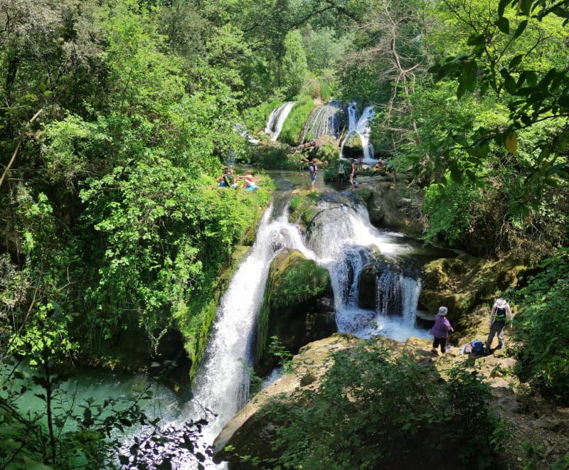 Cabasse,lac sainte Suzanne,carces, chutes du caramy - Cabasse