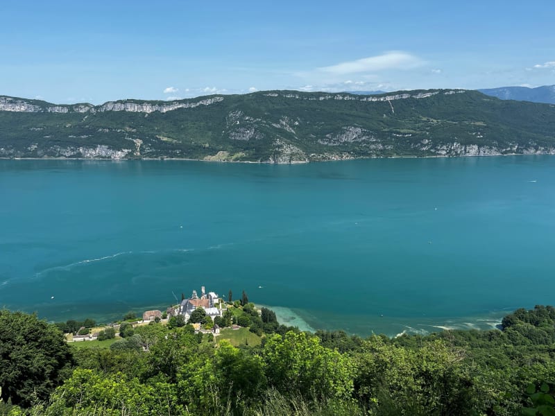Le long du lac du Bourget à vélo électrique - Chindrieux