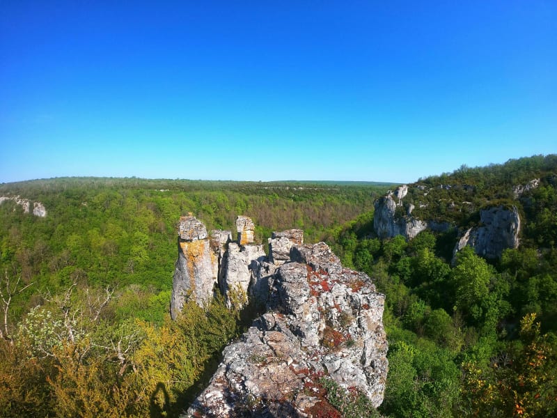 Gouffre, grottes et points de vues - Val Suzon